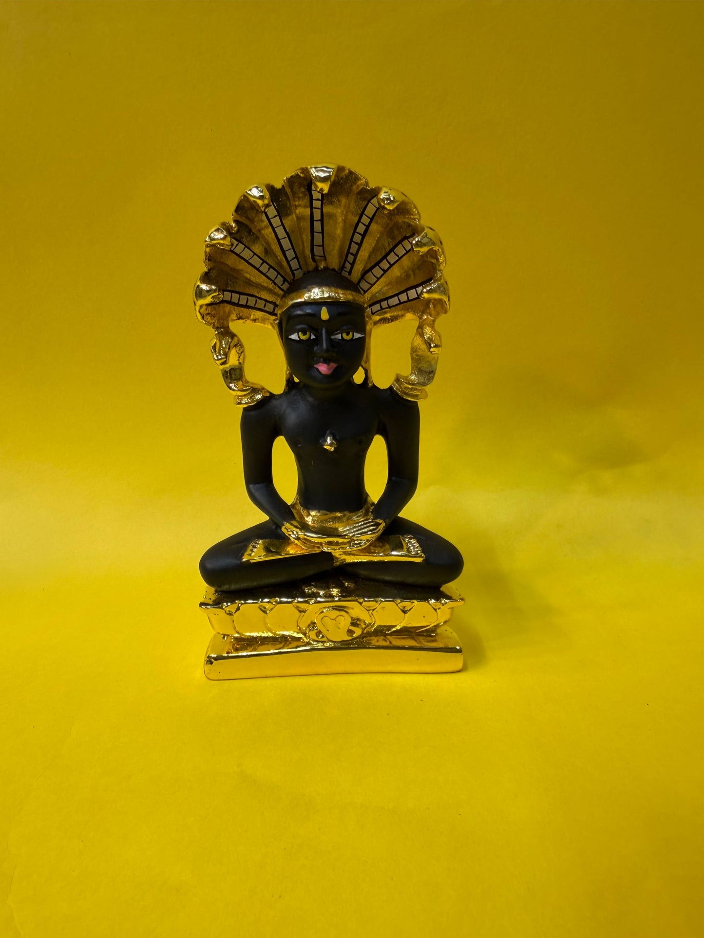 Gold plated Parshwanath bhagwan idol (5 inches)